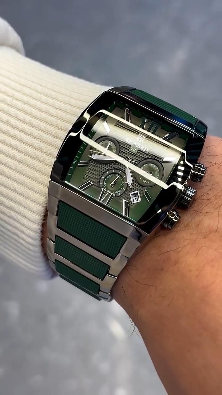 Luxury Green Chronograph Watch – Bold Sporty Design